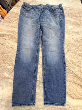 l.e.i. Selena Curvy Skinny Jeans Size 15 Regular Medium Wash
